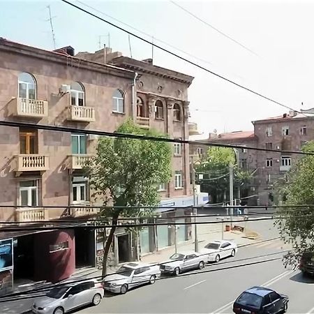Шикарная Однушка На Абовяна Erévan Extérieur photo